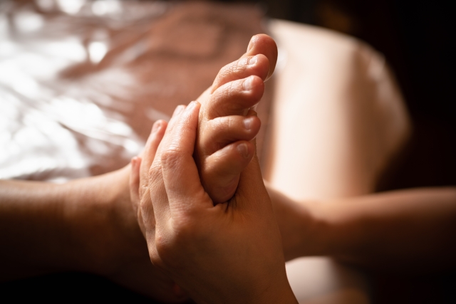 「南青山で肩こり・腰痛なら｜27年の実績・骨格矯正整体で根本改善｜外苑前・青山一丁目」